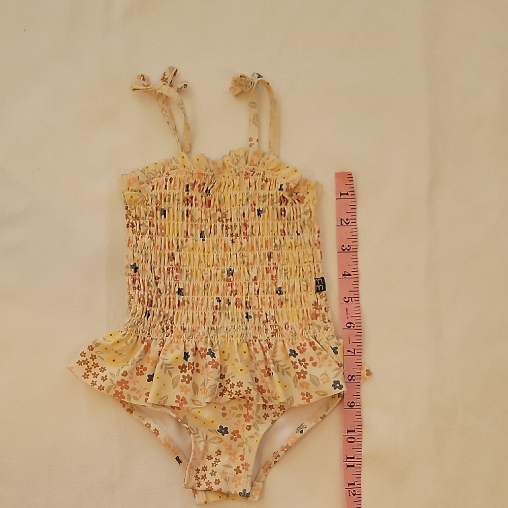 Floral Ruffled Swimsuit - Picture 3 of 6